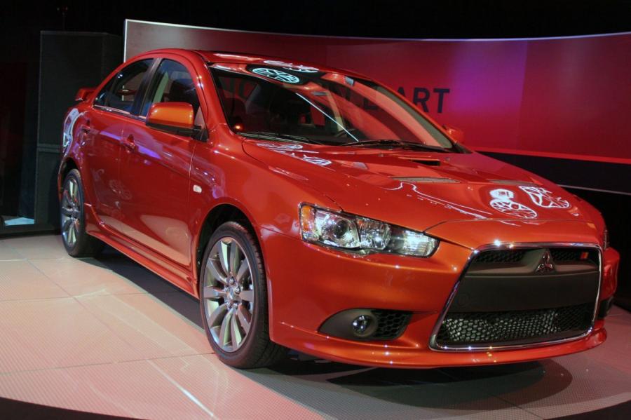  Mitsubishi Lancer Ralliart 2009 года  (фото 2 из 19)